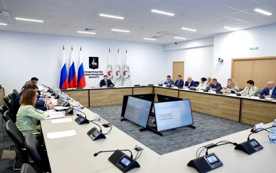 Ситуацию в отрасли молочного животноводства обсудили на антикризисном штабе под председательством Глеба Никитина